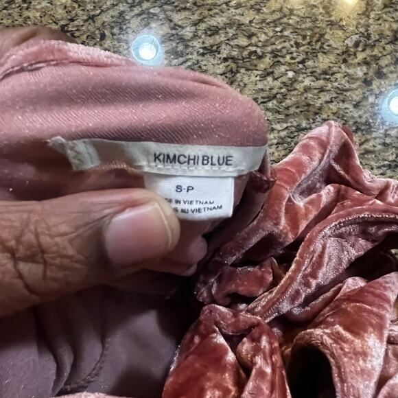 Kimchi Blue Pink Crushed Velvet Mini Dress Puff Sleeve Tie Back Fairycore Size S - Picture 2 of 8